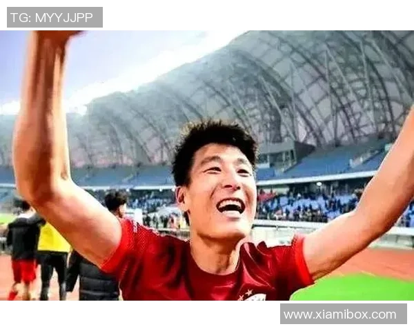 香港足球明星莅临滨州激情对决引发球迷热潮盛况空前